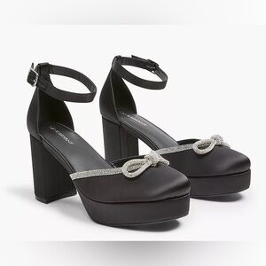 Lane Bryant dream cloud bow Black platform wide Heels with Rhinestone Accent 11W